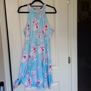Boutique key hole floral dress
